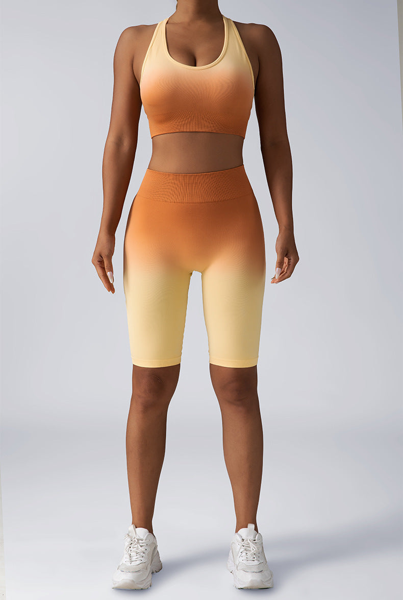 Seamless Women's 2-Piece Activewear Set – Crop Top & High-Waist Shorts
